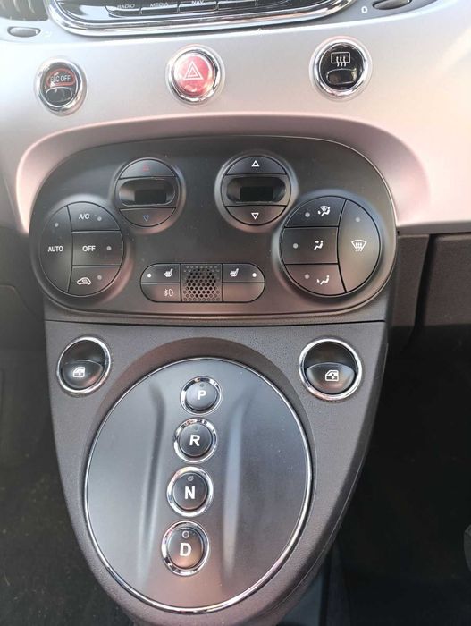Электромобиль Fiat 500e