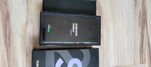 Sprzedam telefon samsung S 21  8/256 w ladnym stanie tanio