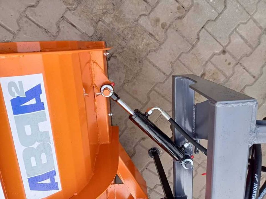 Pług do śniegu euroramka TUZ kat. 1 oraz 2 odśnieżarka spych ABRA2