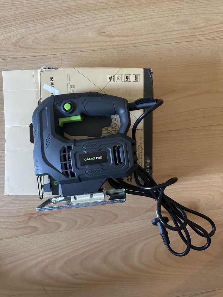Jig Saw Galax Pro de 400W Nova, dentro da embalagem original