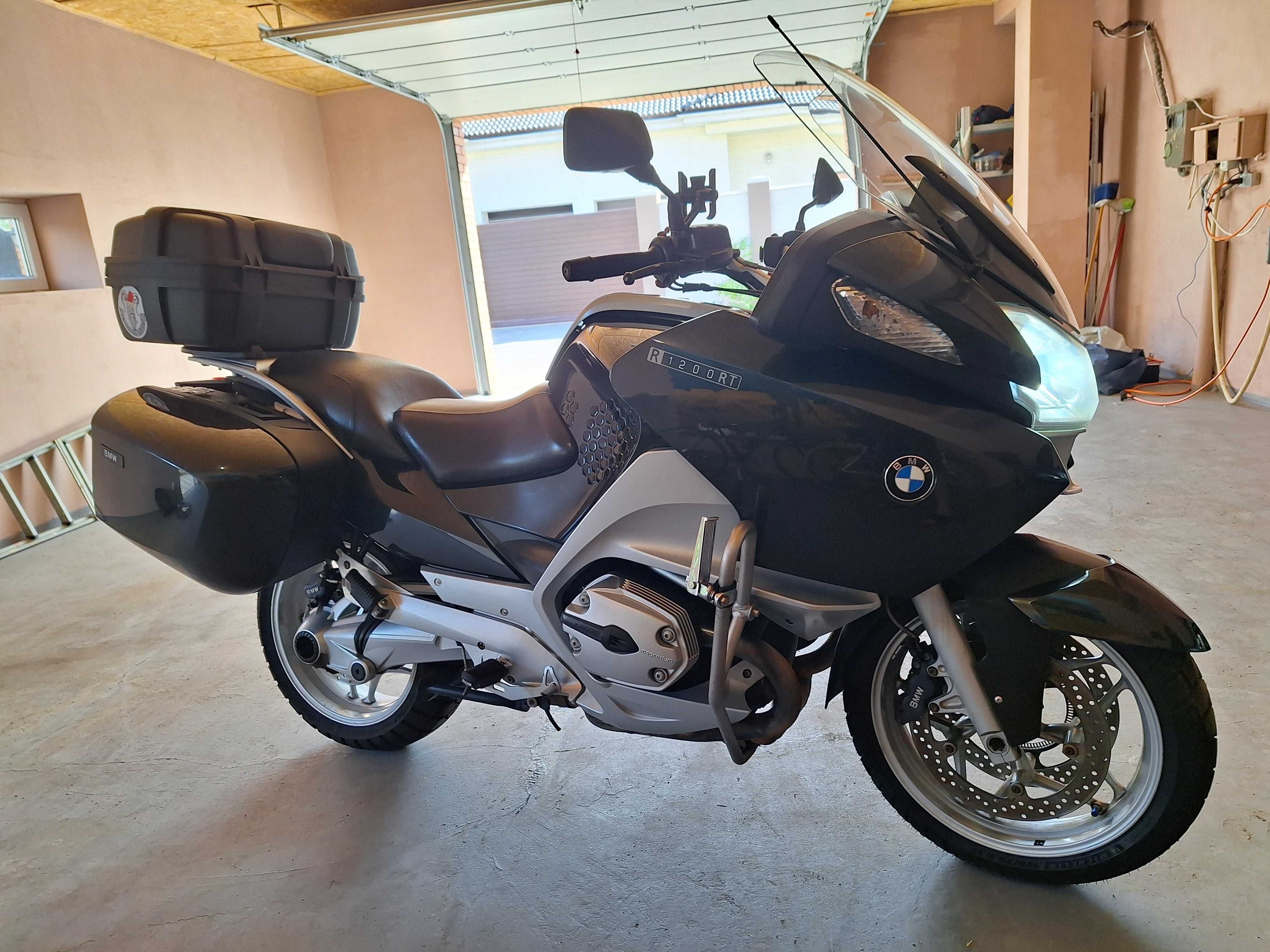 Продам свой ухоженный мот  BMW R1200 RT