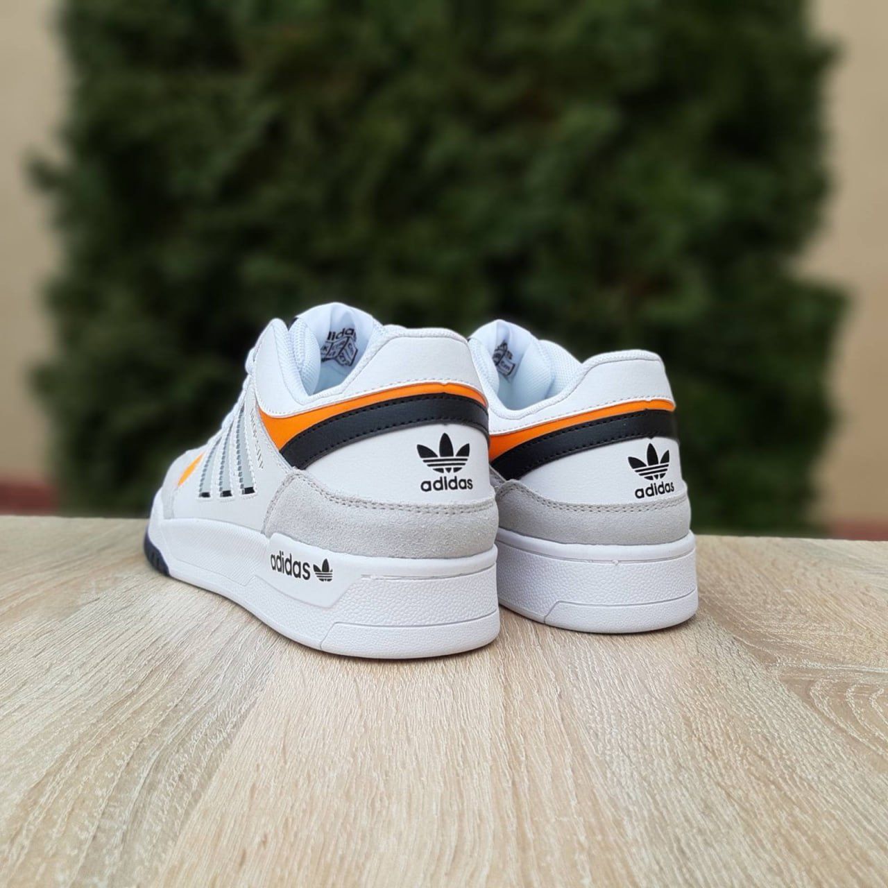 Кросівки Adidas Drop Step Білі з сірим та помаранчевим