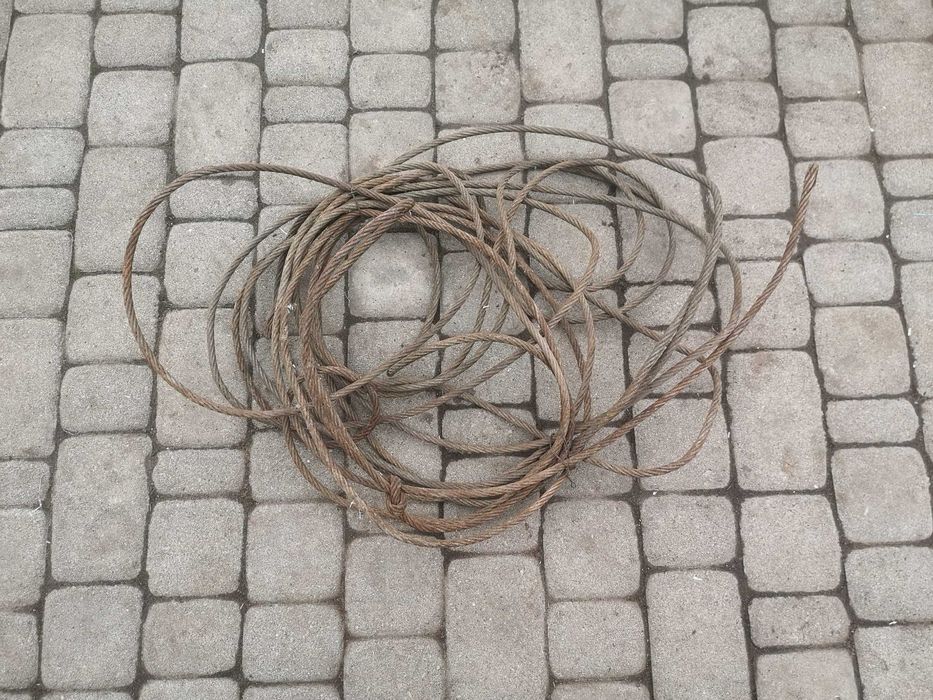 Трос металевий 9 мм