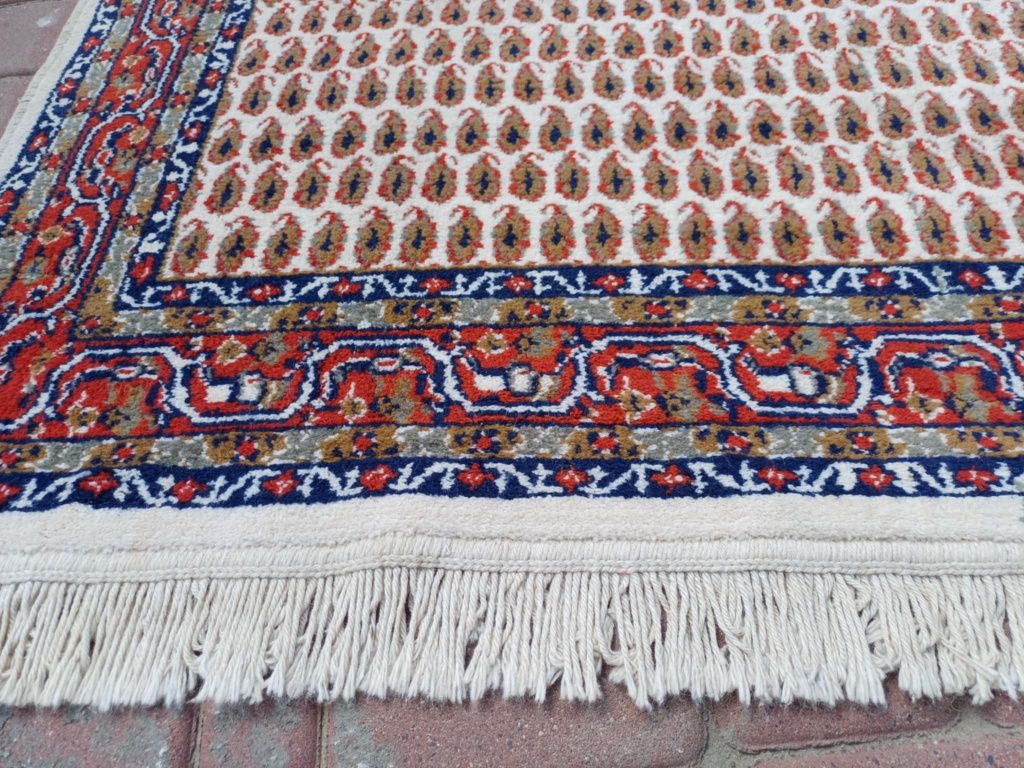 Wełniany orientalny chodnik tkany dywan 100cm x 156cm