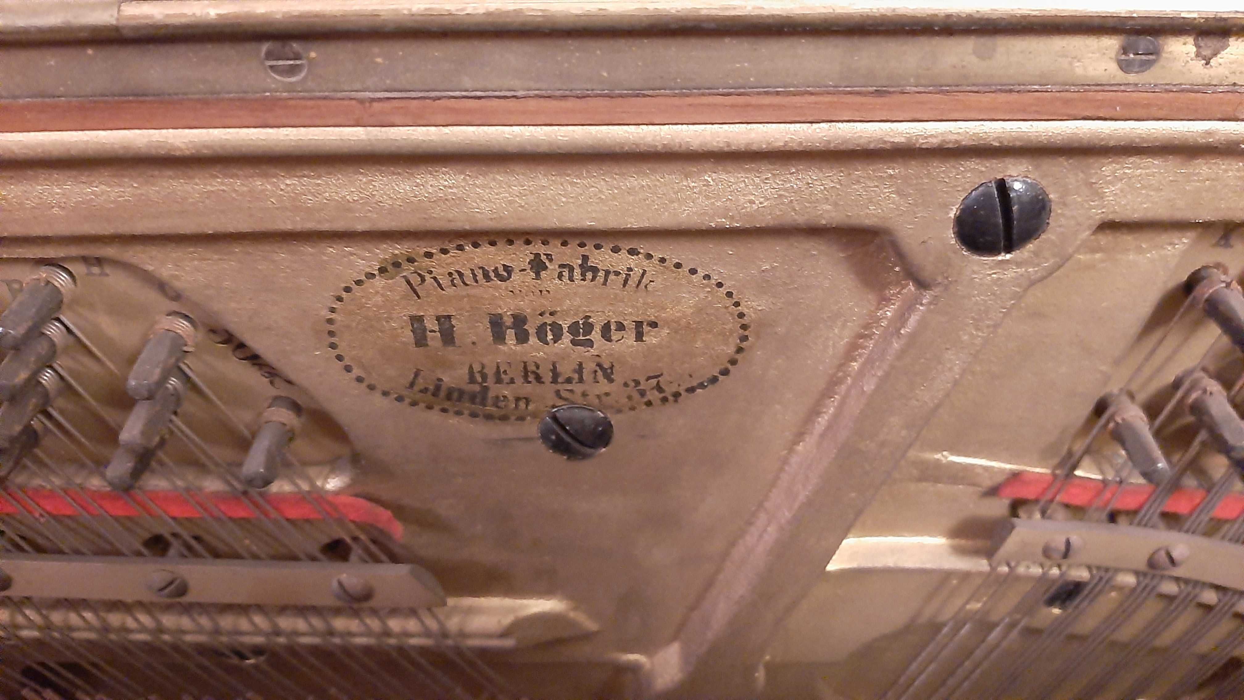 Zabytkowe piękne pianino  Wilh. Boger & Sohn Berlin S. W.
