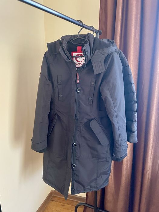 Парка чорна s canada