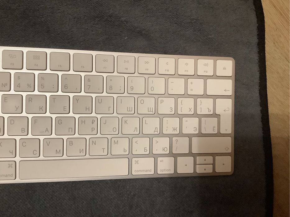 Клавіатура apple magic keyboard 2  модель a1644 в новому стані