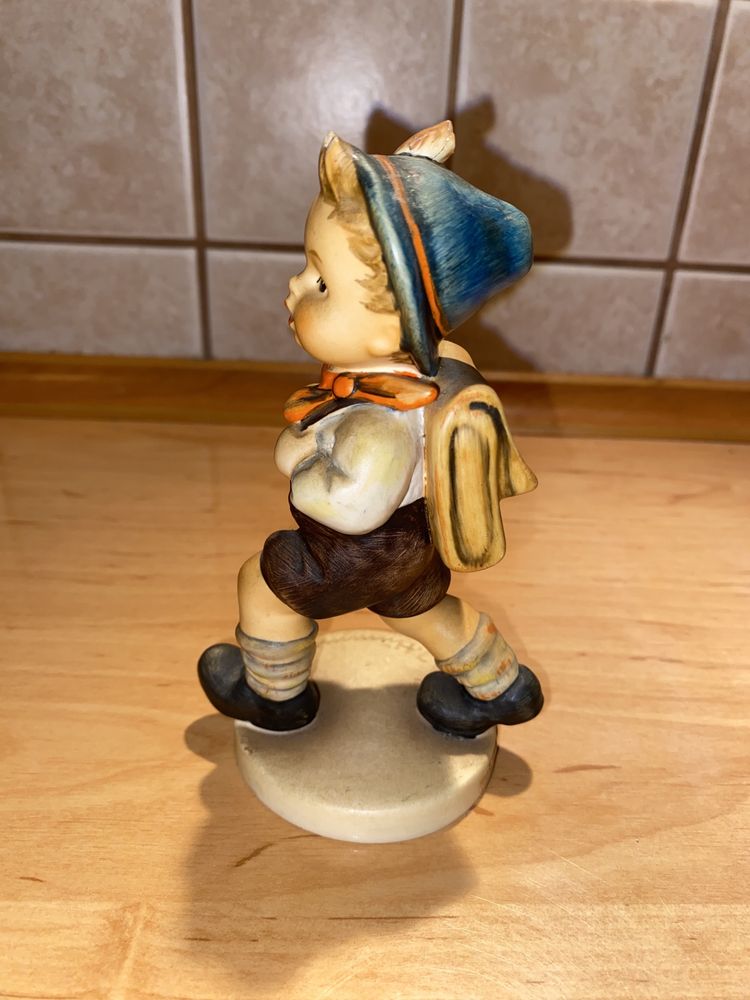 Figurka ,,School boy” Hummel Goebel Vintage