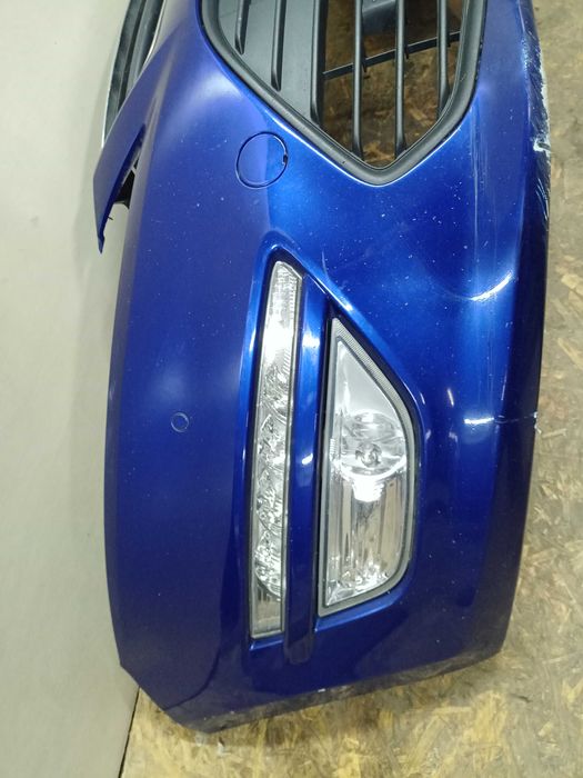 Ford Mondeo MK4 lift zderzak przód przedni kompletny LED kolor UD
