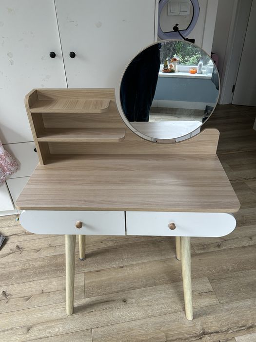 Toaletka stan bardzo dobry Odbiór osobisty