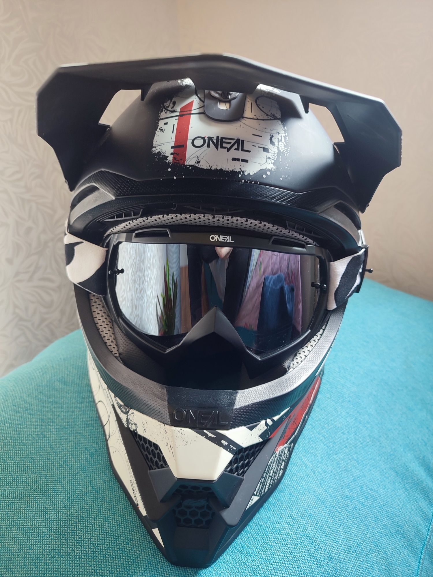 Шлем для мотокросса, эндуро. 3 srs helmet scarz v.22  +.очки