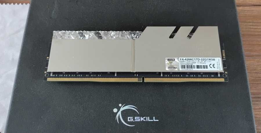 DDR4 32Gb G.Skill Royal на чипах Samsung b-die.