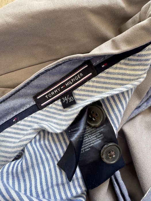 Tommy Hilfiger spodnie Chinosy / casual