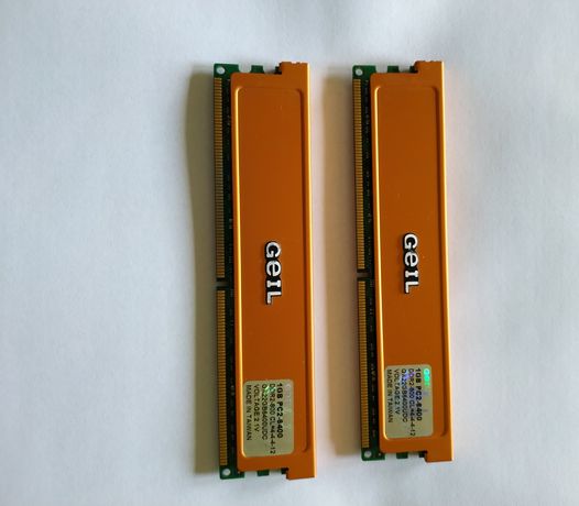 Pamięć RAM DDR2 2GB.