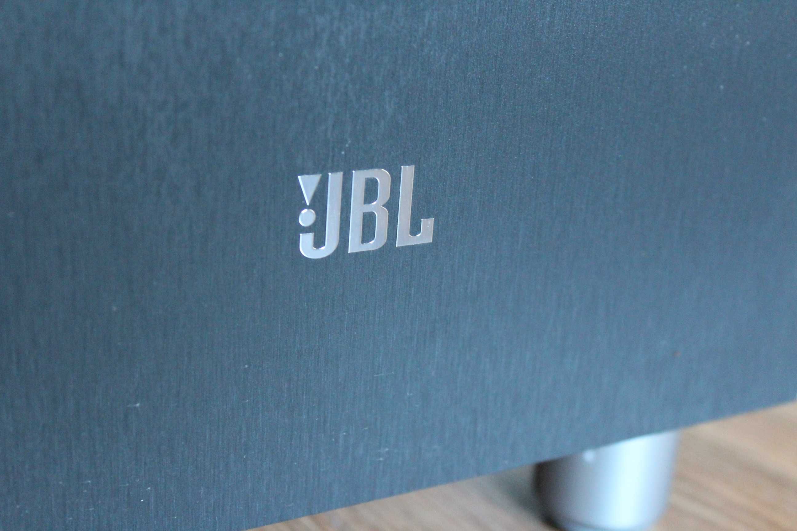 Subwoofer aktywny JBL CS60/SUB230