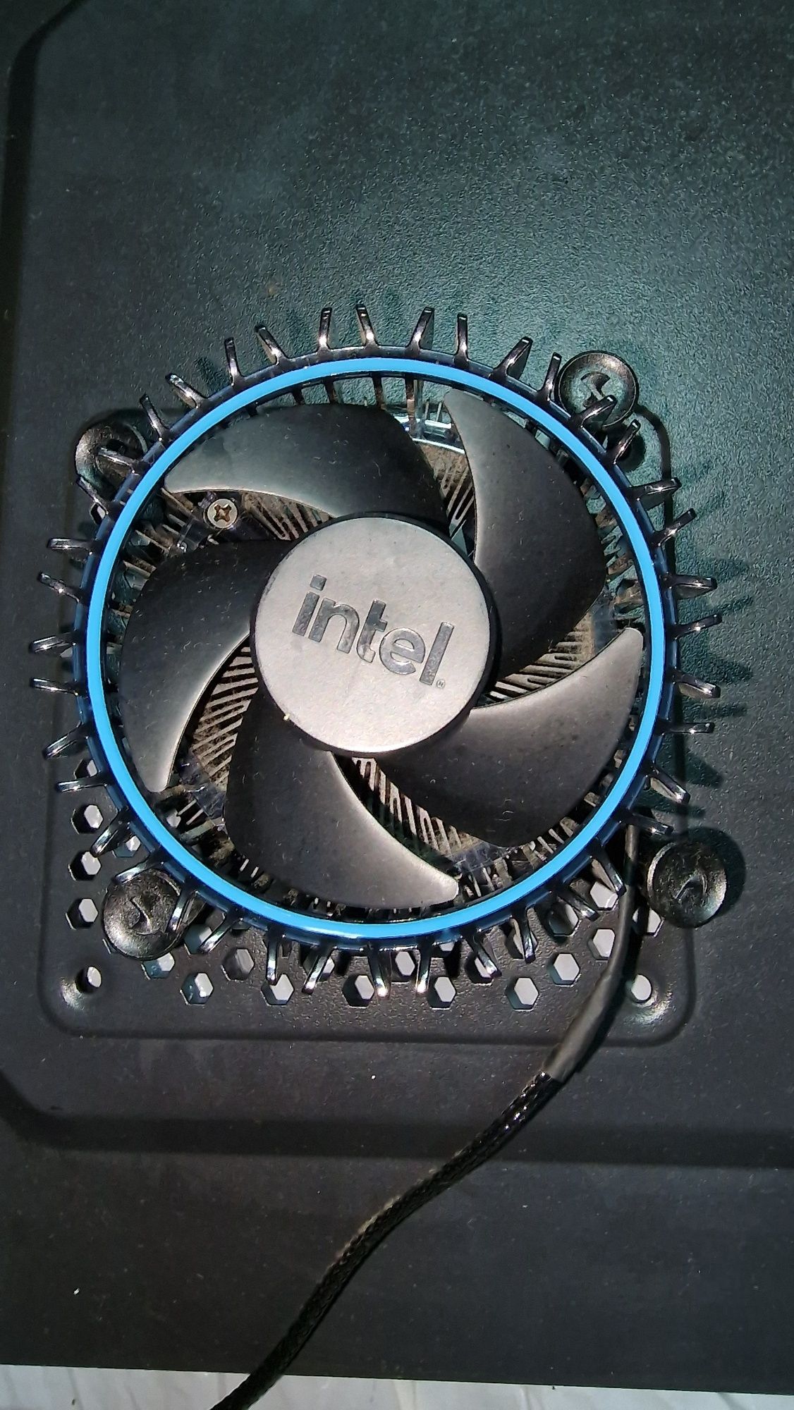 Cooler cpu stock intel lga 1700