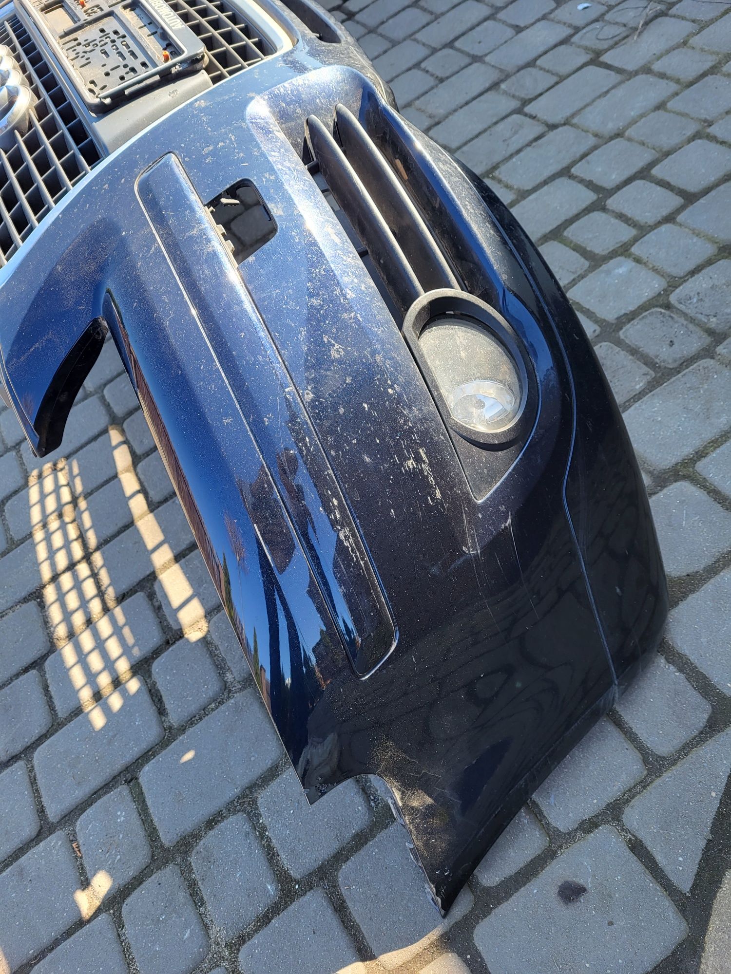 Zderzak przedni audi a3 8p 07r lakier lz5a duży gril halogen