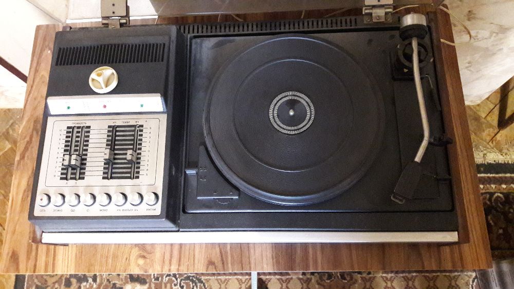 Проигрыватель Radiotehnika Melodija-103B-stereo