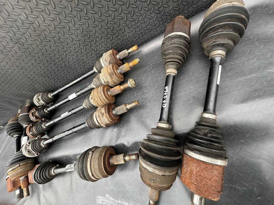 Полуось,піввісь в зборі vw Transporter Multivan Caravelle 2.0 TDI DSG7