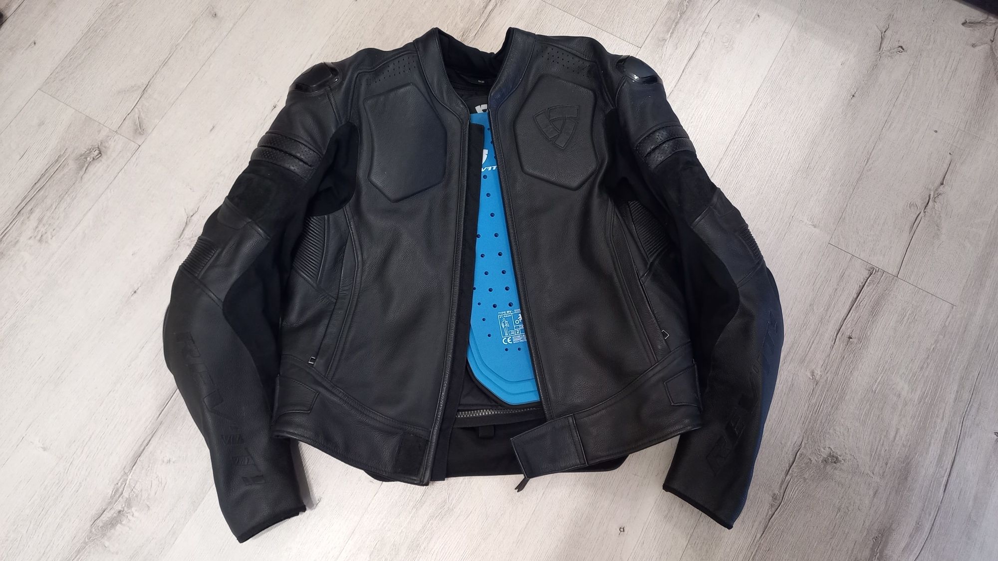 Мотокуртка  кожанная шкіряна Revit Akira Vintage jacket