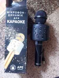 Бездротовий караоке мікрофон
