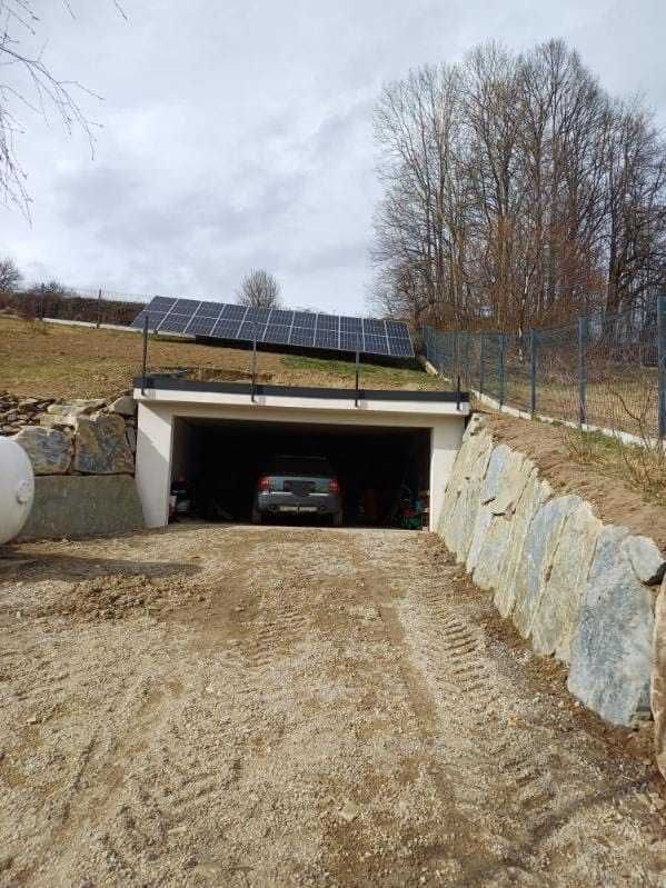 Garaż segmentowy z płyt betonowych