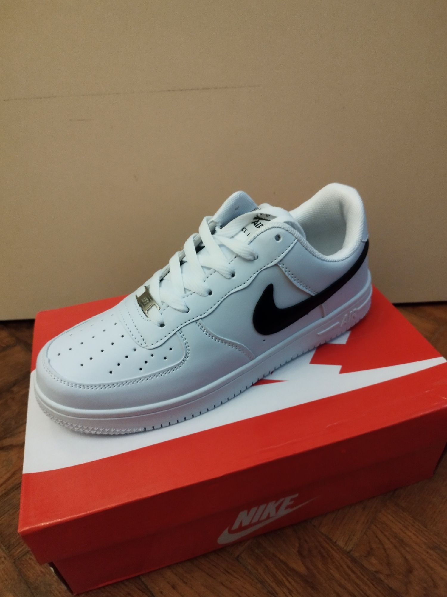 Кросівки Nike Air Force
