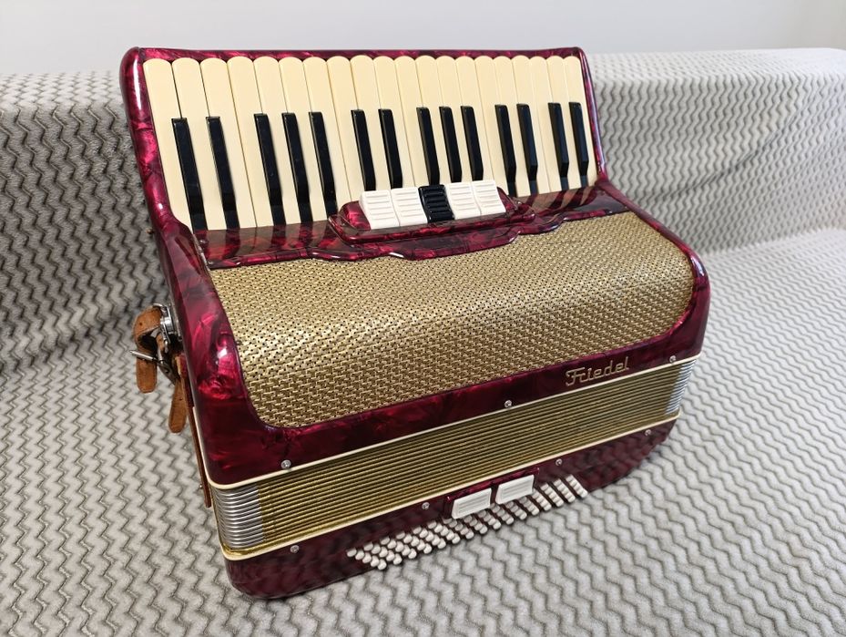 Akordeon niemiecki 80basów, idealny do nauki!
