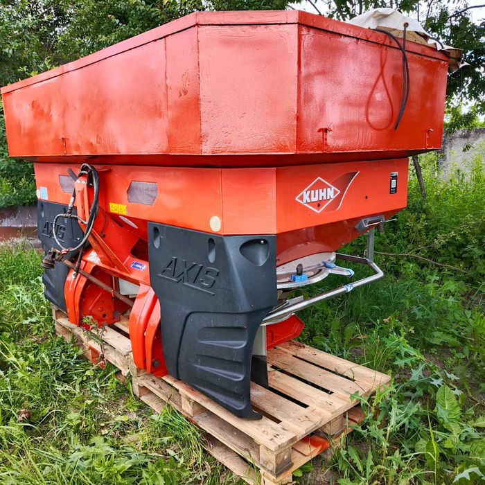Розкидач Kuhn RAUCH AXIS