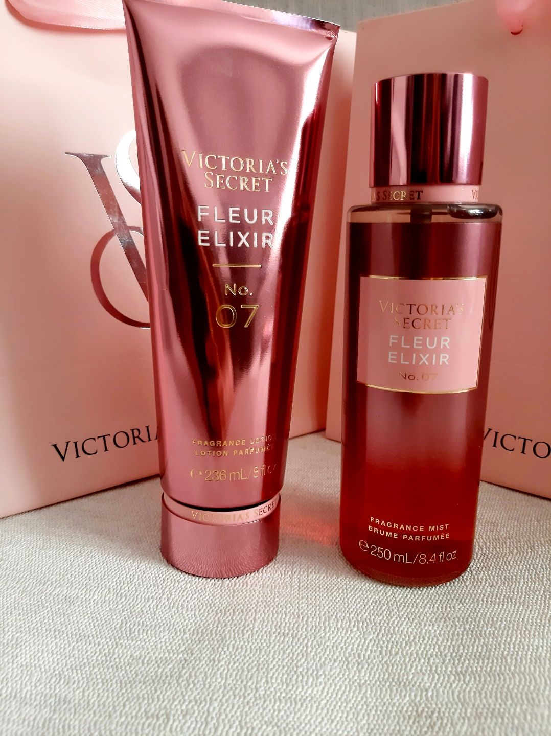 Мисты лосьоны спреи Victoria's Secret