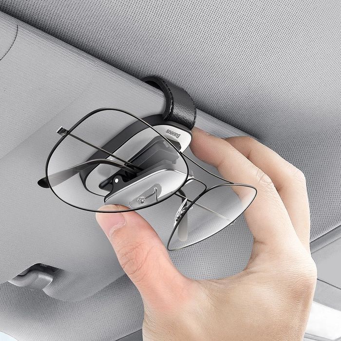 Baseus samochodowy uchwyt klips na okulary do okularów srebrny