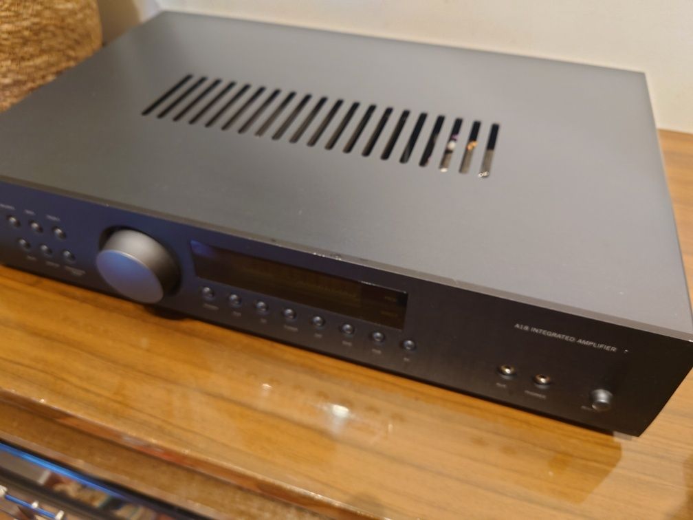 Arcam FMJ A18 wzmacniacz stereo, brytyjski, 2x50W