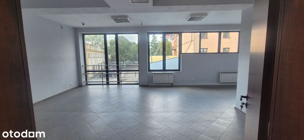 lokale użytkowe w centrum 200 m kw, 90 m kw