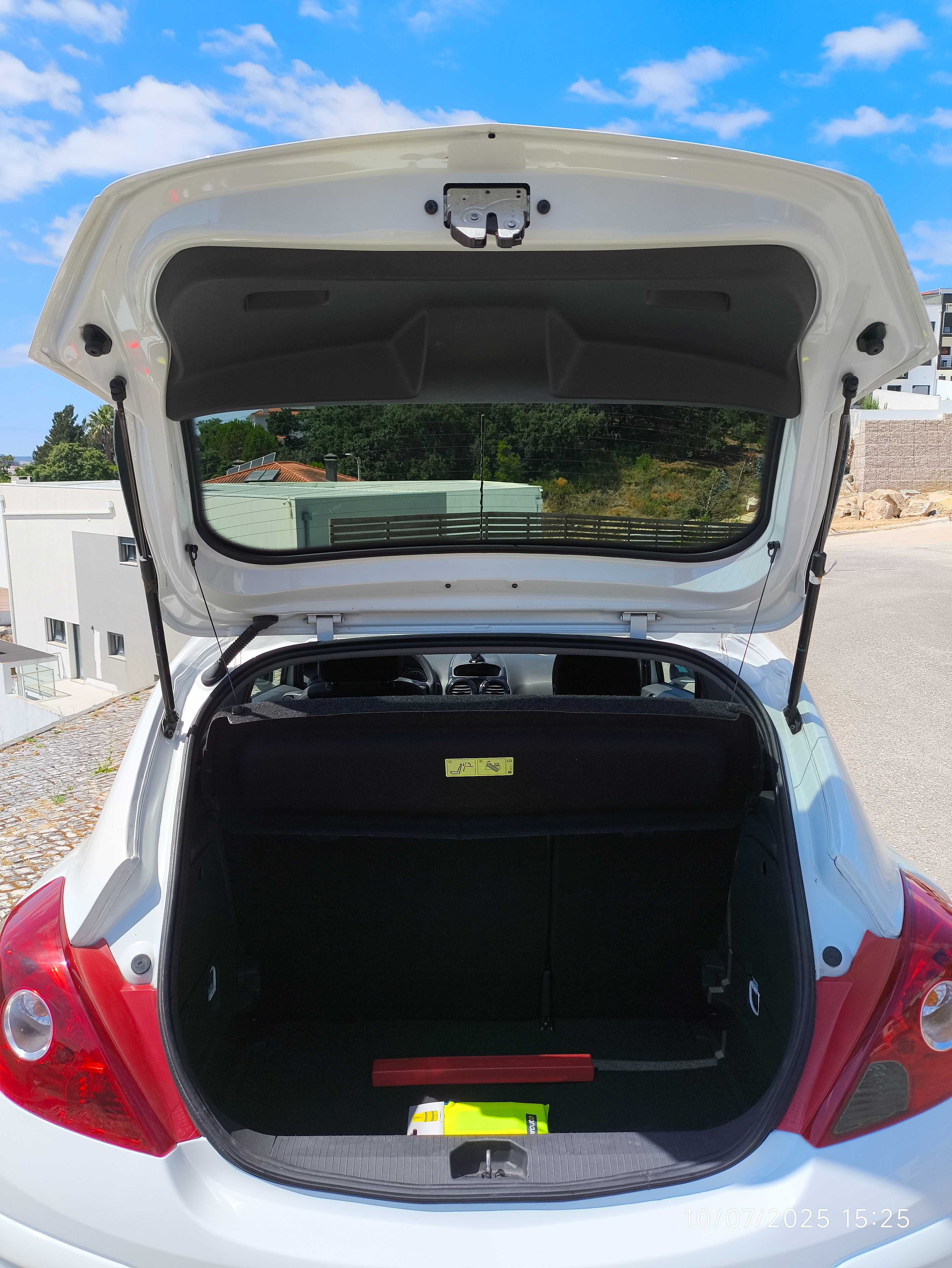 Opel Corsa 1.3 CDTI Diesel – Económico, Fiável e Pronto a Usar