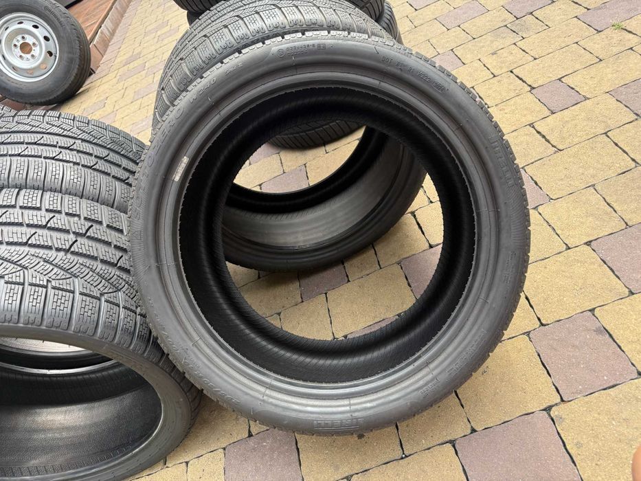 295-30 R19 100V Pirelli Sottozero W240 Serie 2 2024 2шт