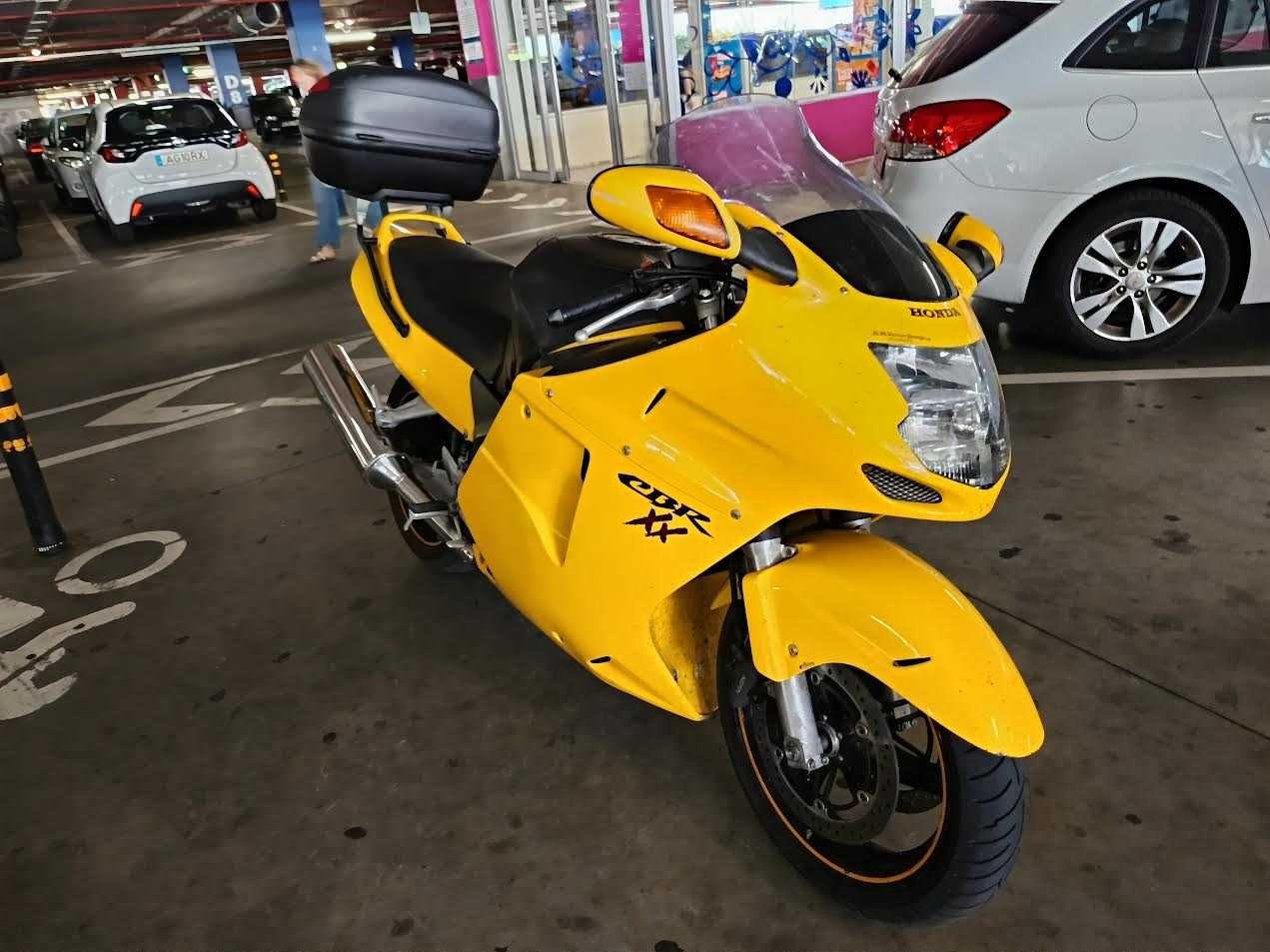 Honda CBR XX 1100 aceito troca ou retoma por 4X4