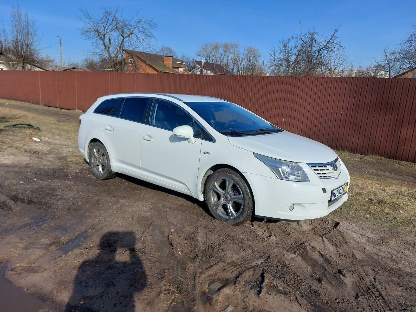 Toyota avensis 2010