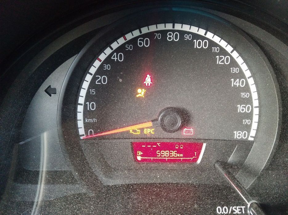 VW UP! Nr.lak.LB9A Części blacharskie mechani