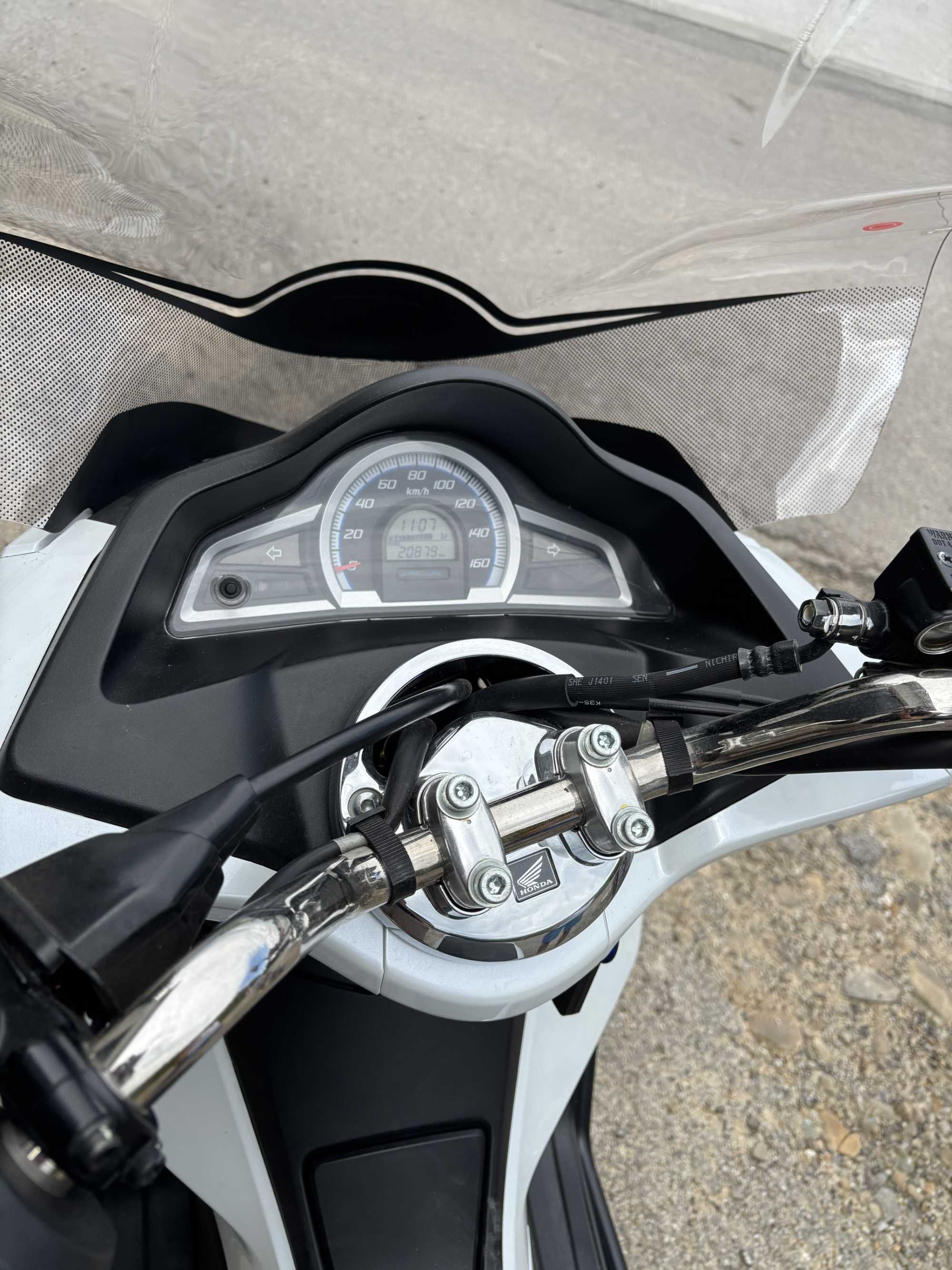 Skuter Honda PCX 125