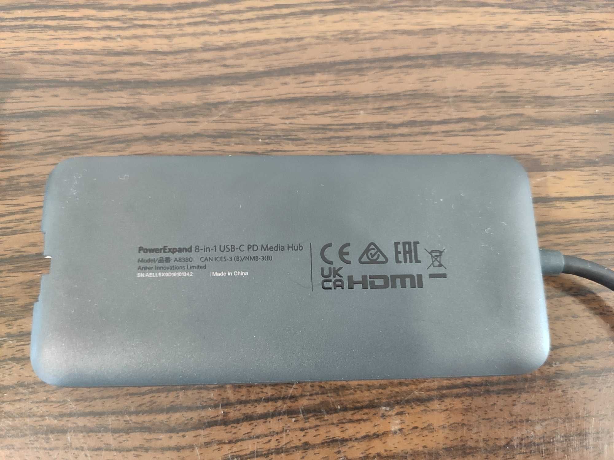 Hub USB Anker 8w1 USB-C RJ45 USB HDMI outlet