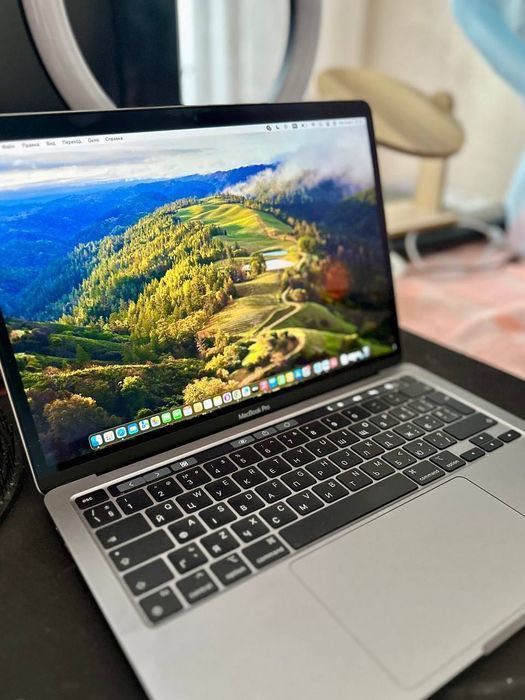 Apple MacBook Pro 13, 256GB, Space Gray with Apple M2 (2022) (MNEH3)