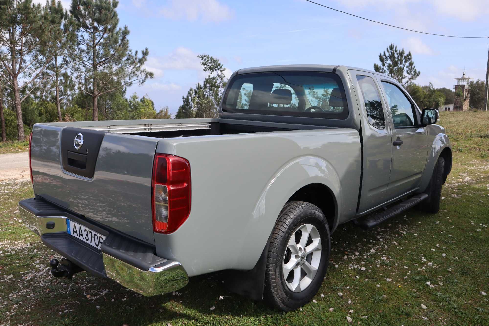 NISSAN NAVARRA 2.5 DCI COMERCIAL