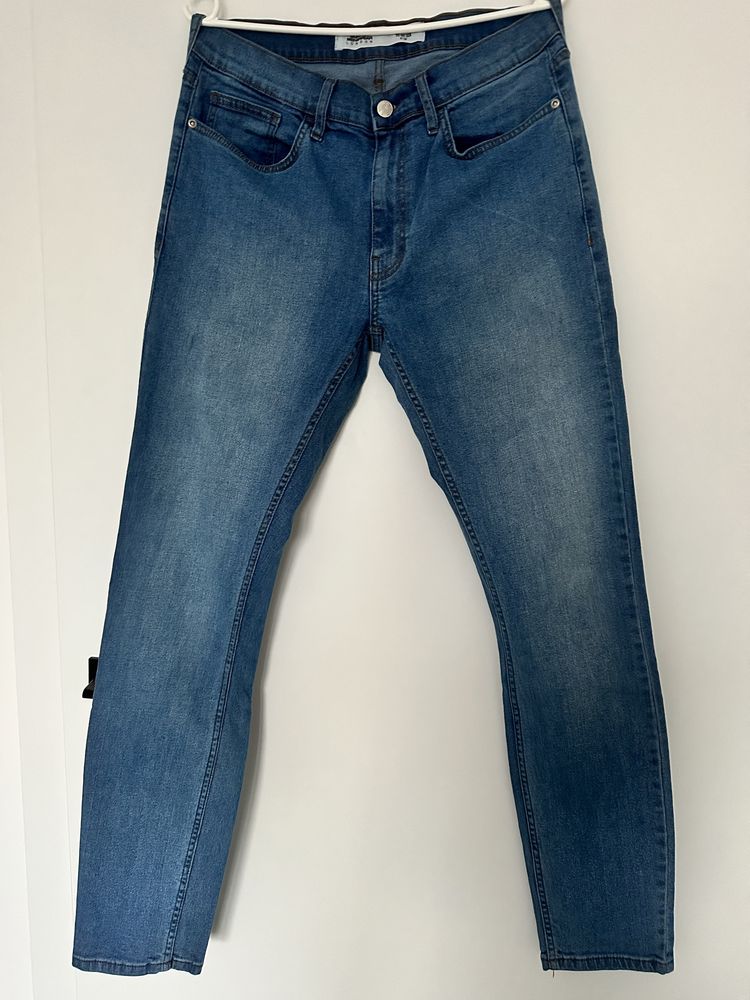 Spodnie jeansowe marki Burton 32