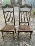 Vendo duas cadeiras para restauro mas estao impecaveis