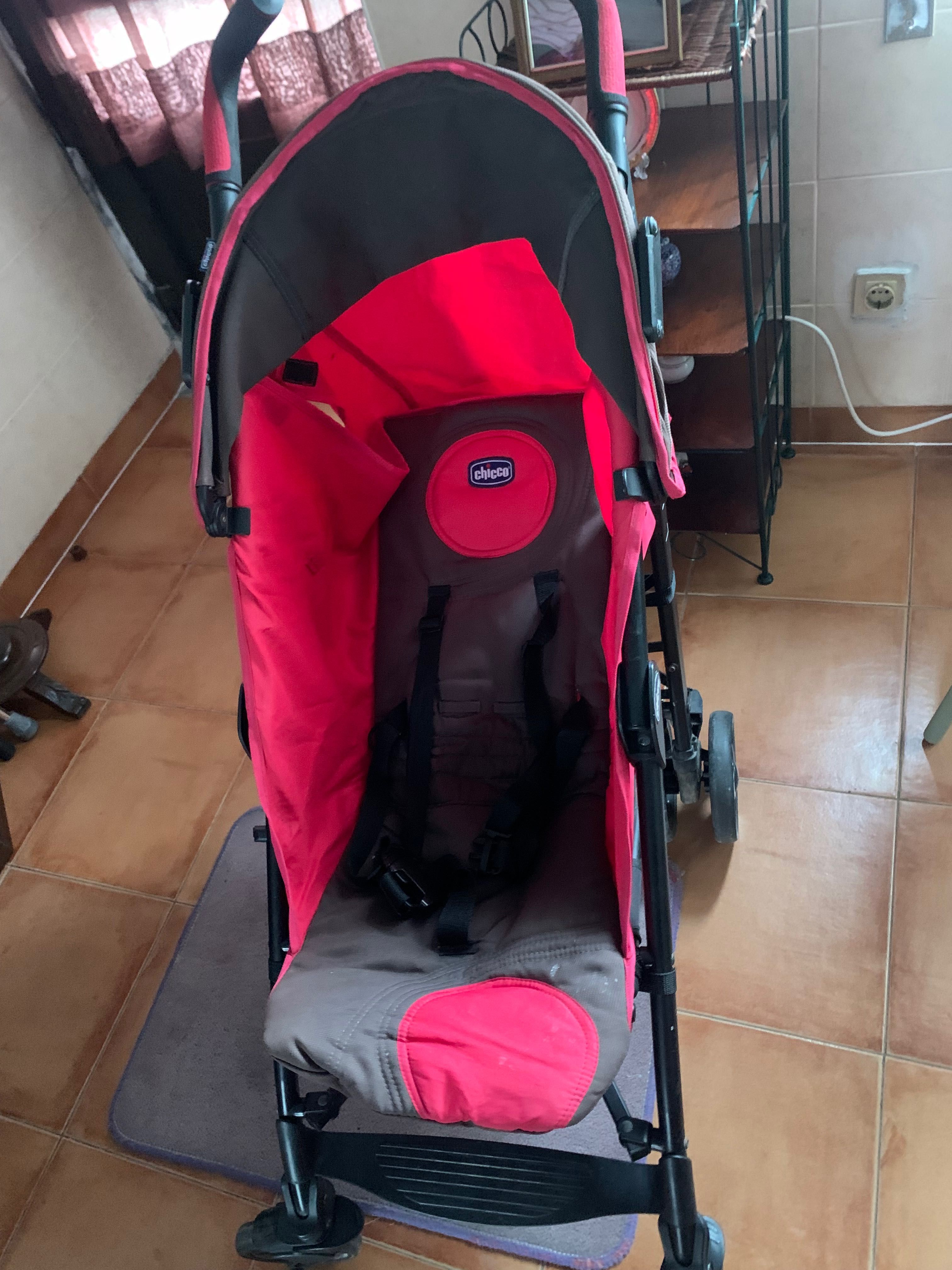 Carrinho bebe marca chicco