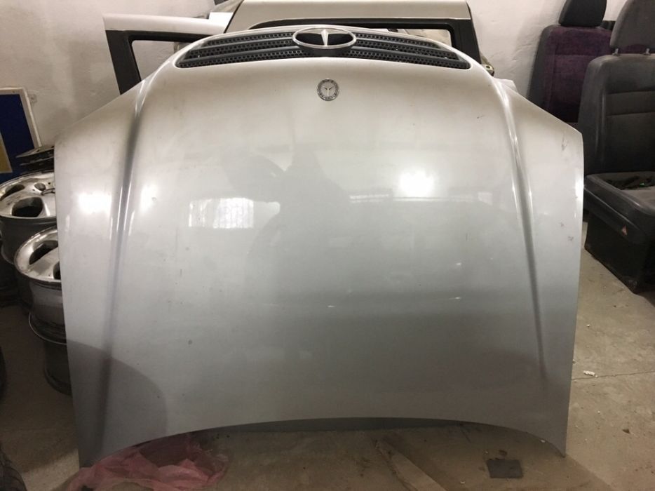 Капот решетка mercedes ML w163 w204 w211 w203 w164 w212
