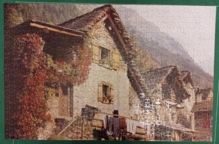 Puzzle 1000 Stary dom w Szwajcarii (1 brak)