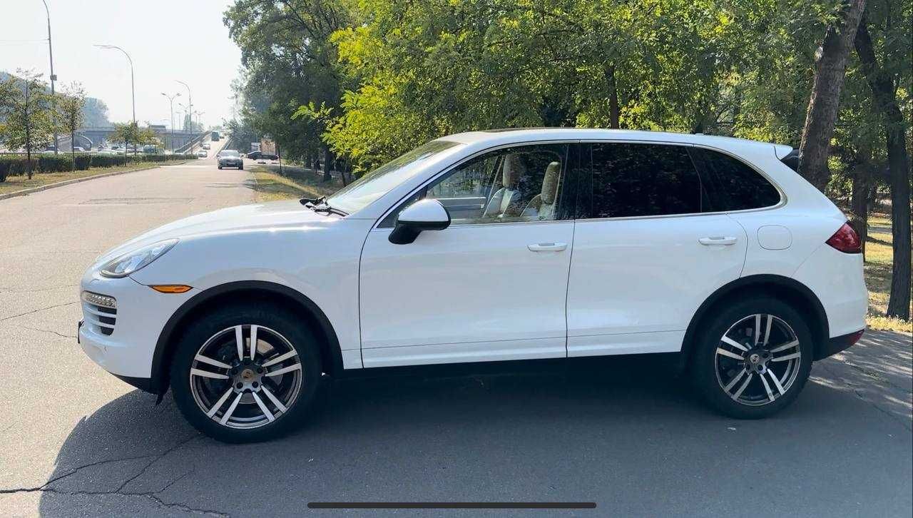 Продаю свій Porsche Cayenne 2014, бензин, об'єм двигуна 3.6 пробіг 146