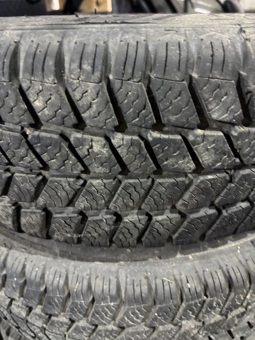 Koła zimowe 195/65/16C  vw 5x120