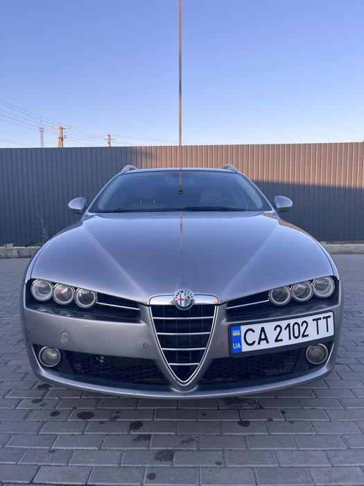 Продам Alfa Romeo